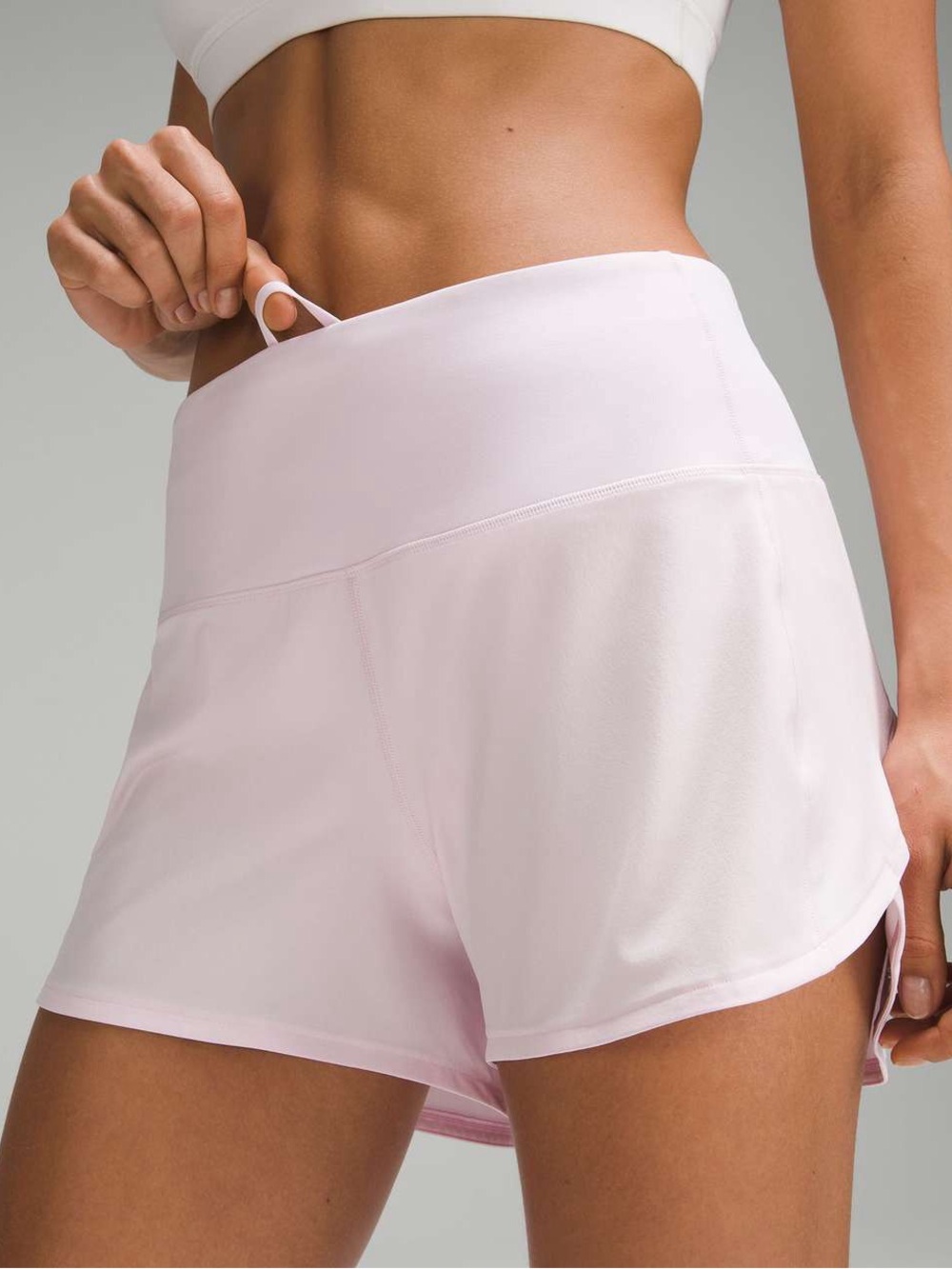 Lululemon Speed Up High-Rise Lined Short 4"
Meadowsweet Pink Size 12